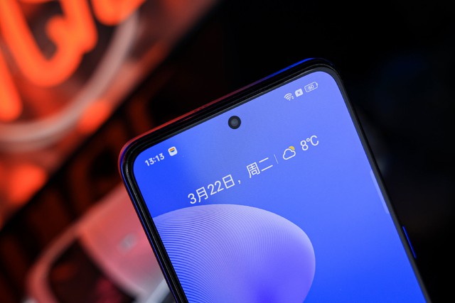 realme GT Neo3 launched: The world's fastest 150W charging smartphone, only 15 minutes to charge the battery is full - Photo 5.