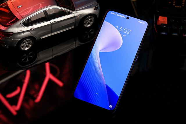 realme GT Neo3 launched: The world's fastest 150W charging smartphone, only 15 minutes to charge the battery is full - Photo 6.