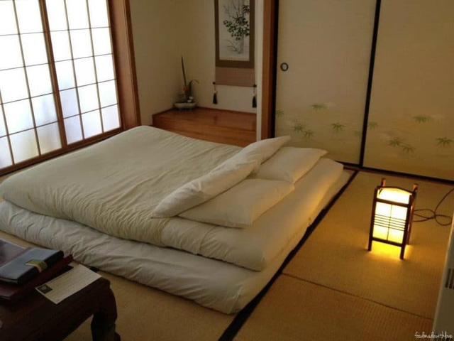 Why do Japanese people have so much money to buy beds but they still sleep on the floor?  - Photo 5.