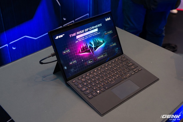 ASUS ROG Flow Z13: Tablet chơi game mạnh nhất thế giới ra mắt tại VN, giá 50 triệu đồng - Ảnh 1. ASUS ROG Flow Z13: Tablet chơi game mạnh nhất thế giới ra mắt tại VN, giá 50 triệu đồng - Ảnh 1.