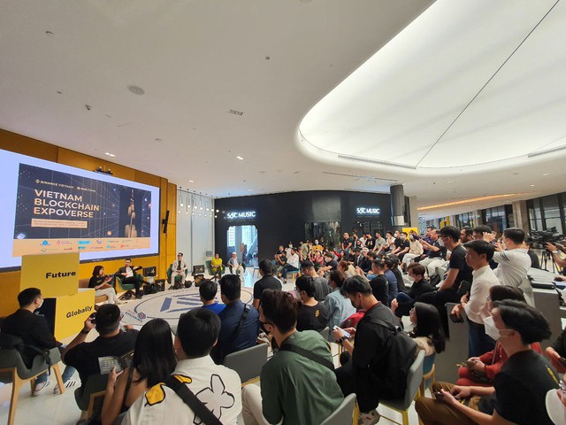 Binance representative: Vietnam is often behind in technology, but is at the forefront of blockchain trends - Photo 1.