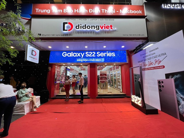 Galaxy S22 series officially opened for sale in Vietnam, the number of orders increased much more than the previous generation - Photo 6.