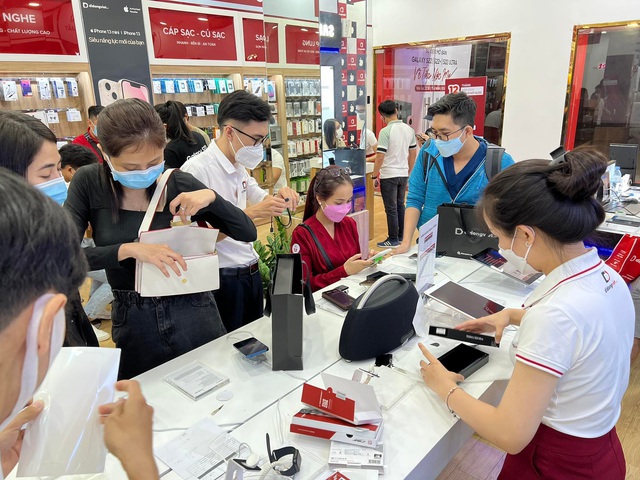Galaxy S22 series officially opened for sale in Vietnam, the number of orders increased much more than the previous generation - Photo 8.