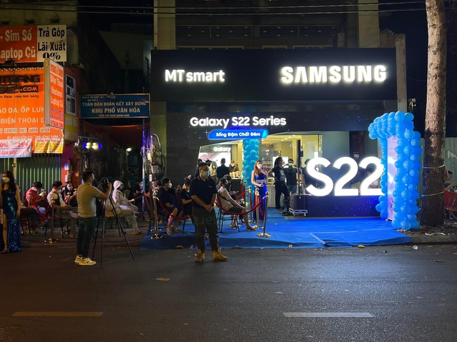 Galaxy S22 series officially opened for sale in Vietnam, the number of orders increased much more than the previous generation - Photo 10.