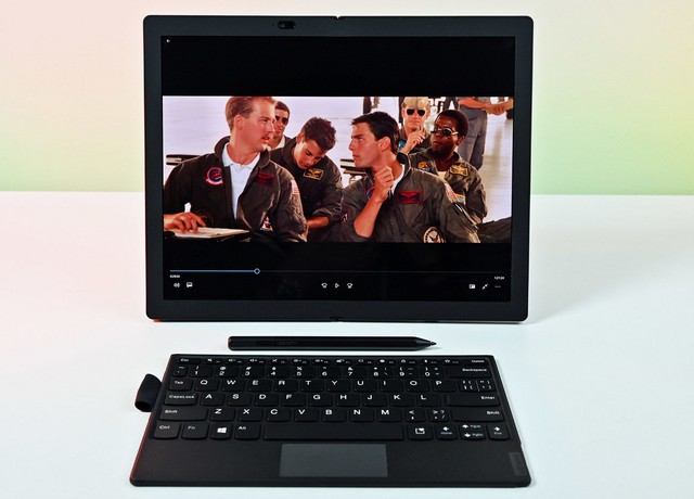 Should Microsoft bring Android to Surface Neo?  - Photo 2.