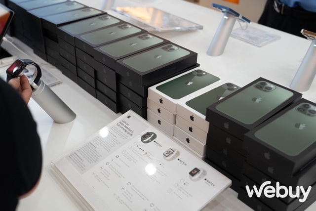 Mở bán chính thức iPhone 13 Series phiên bản Xanh lá tại Việt Nam - Ảnh 2.