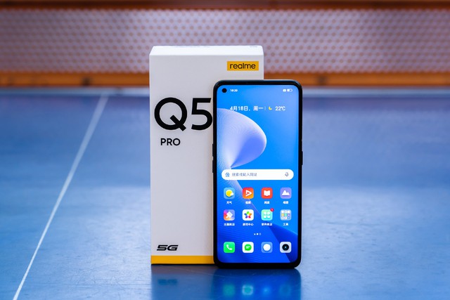 realme Q5 Pro launched: Snapdragon 870, 80W fast charging, priced at 6.5 million - Photo 5.