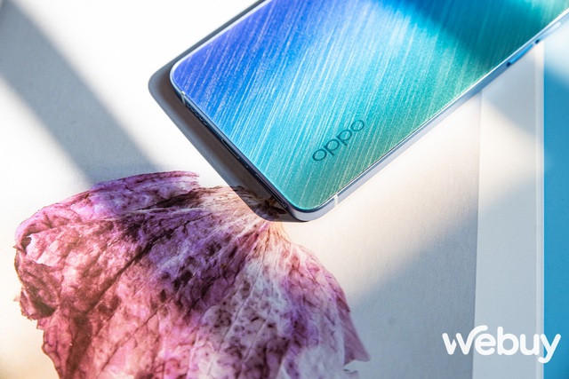 Đánh giá nhanh OPPO Reno7 Pro 5G: Giá đắt liệu có xắt ra miếng - Ảnh 6.