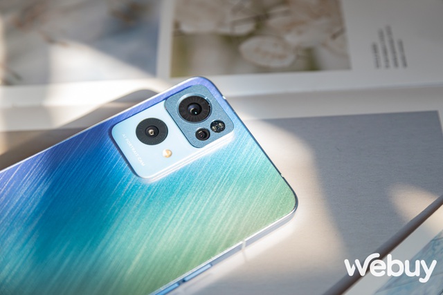 Đánh giá nhanh OPPO Reno7 Pro 5G: Giá đắt liệu có xắt ra miếng - Ảnh 8.