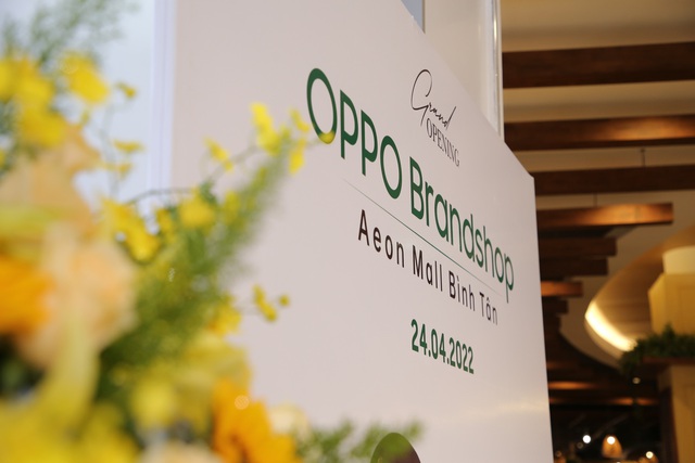 OPPO officially launched the new OPPO Experience Store at Aeon Mall Binh Tan (HCMC) - Photo 2.