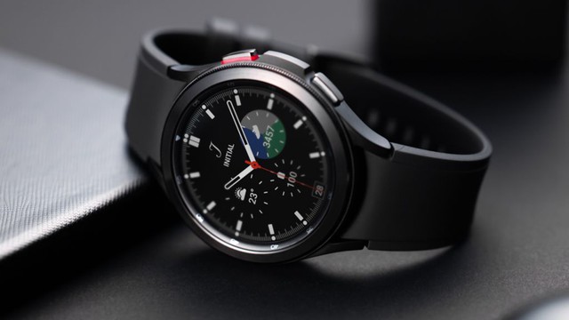 Removing the physically rotating bezel on the Galaxy Watch would be a bad choice for Samsung - Photo 6.