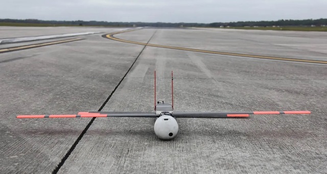 Quân đội Mỹ thử nghiệm chiến thuật đánh hội đồng bằng bầy drone số lượng lớn trên bầu trời Utah - Ảnh 2.