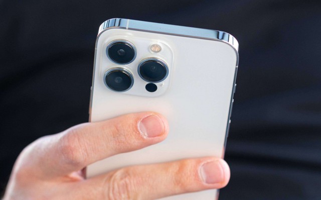 iPhone 15 will be equipped with a periscope lens for 5x optical zoom?  - Photo 1.