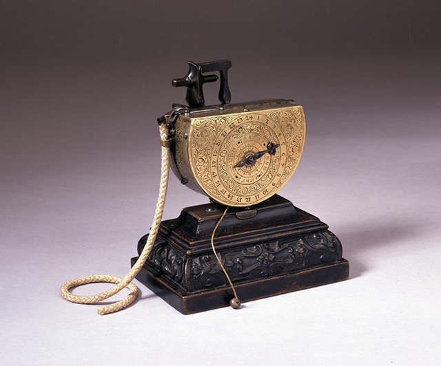 Before there were alarm clocks, people knew how to use candles to alarm - Photo 6.