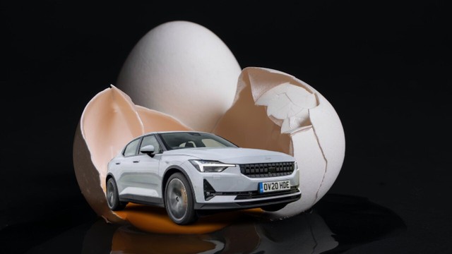 Not a chicken-egg problem, the story is now an electric car or a charger, which comes first?  - Photo 1.