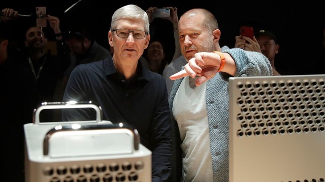 Tại sao huyền thoại thiết kế Jony Ive rời khỏi Apple sau gần 30 năm làm việc: Steve Jobs là một phần lý do - Ảnh 2.