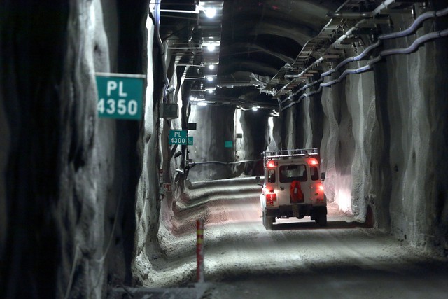 Thăm khu hầm mộ hạt nhân đầu tiên trên thế giới, nơi 6.500 tấn chất thải phóng xạ sẽ yên nghỉ trong 10 vạn năm - Ảnh 2.