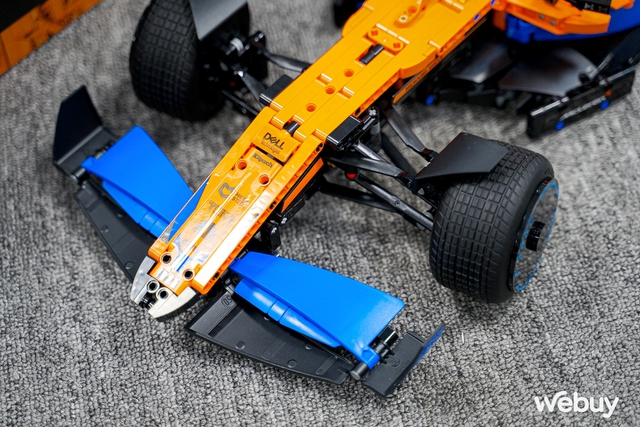 Lần đầu chơi LEGO 1432 mảnh: Mất 10 tiếng mới ghép xong, thành hình xe đua F1 McLaren chân thật đến từng chi tiết - Ảnh 15.