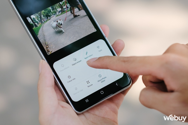 Trải nghiệm tính năng Xóa vật thể của smartphone Samsung: Có "một bấm là biến mất" như quảng cáo? - Ảnh 1. Trải nghiệm tính năng Xóa vật thể của smartphone Samsung: Có "một bấm là biến mất" như quảng cáo? - Ảnh 1.