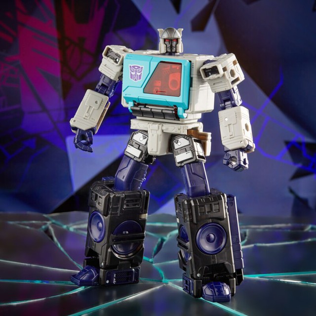 Hé lộ những hình ảnh đầu tiên của mẫu đồ chơi Transformer tiếp theo: Blaster, nhưng là phiên bản phản diện - Ảnh 2.