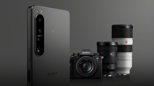 Sony boss claims that the quality of photos taken on smartphones will surpass SLR cameras by 2024 - Photo 1.