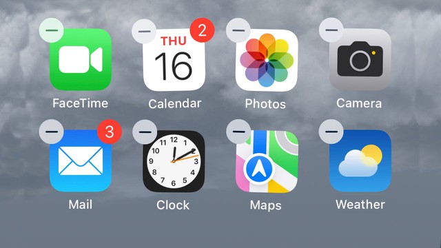 iOS 16 cho phép gỡ cài đặt tới 30 ứng dụng của Apple - Ảnh 1.