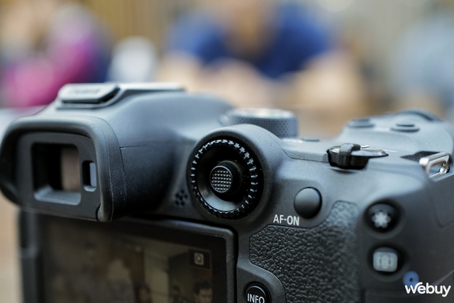 Trên tay bộ đôi máy ảnh EOS R7 và R10: Canon chính thức nghiêm túc với Mirrorless cảm biến APS-C - Ảnh 20.