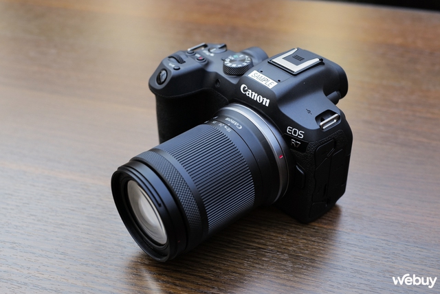 Trên tay bộ đôi máy ảnh EOS R7 và R10: Canon chính thức nghiêm túc với Mirrorless cảm biến APS-C - Ảnh 12.