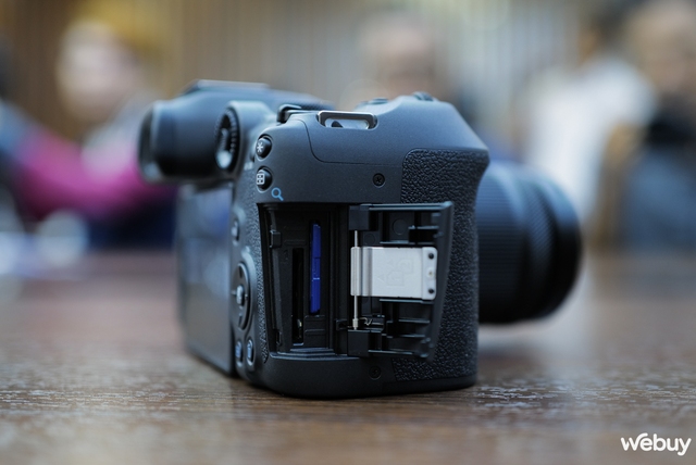 Trên tay bộ đôi máy ảnh EOS R7 và R10: Canon chính thức nghiêm túc với Mirrorless cảm biến APS-C - Ảnh 18.