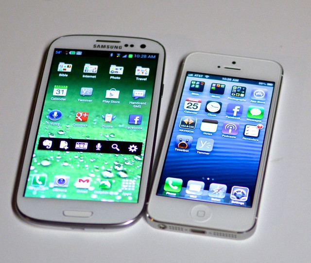 Sếp Apple: &quot;Samsung chỉ biết copy iPhone và cho nó một cái màn hình lớn hơn&quot; - Ảnh 1.