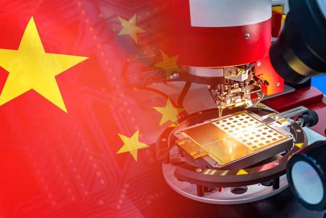 Chuyên gia Trung Quốc tranh cãi về vai trò của 'chiplet' trong việc đạt mục tiêu tự cung cấp chất bán dẫn - Ảnh 1.
