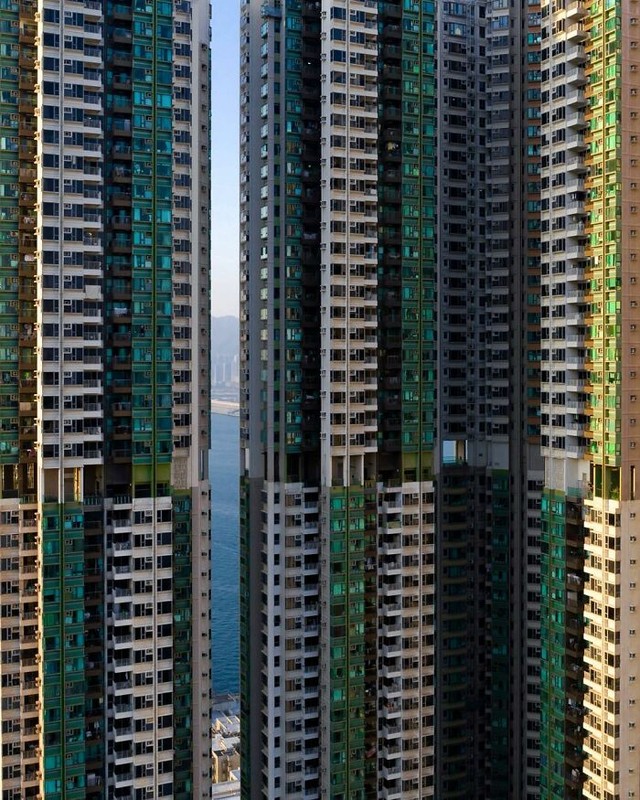 Bộ ảnh đô thị choáng ngợp này lý giải tại sao Hồng Kông được mệnh danh là 'khu rừng bê tông' - Ảnh 6.