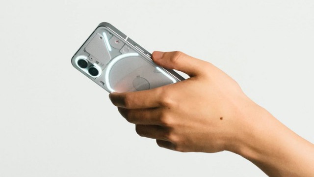 Nothing phone (1): Điện thoại của cựu sáng lập OnePlus chính thức ra mắt, giá 11 triệu - Ảnh 4.