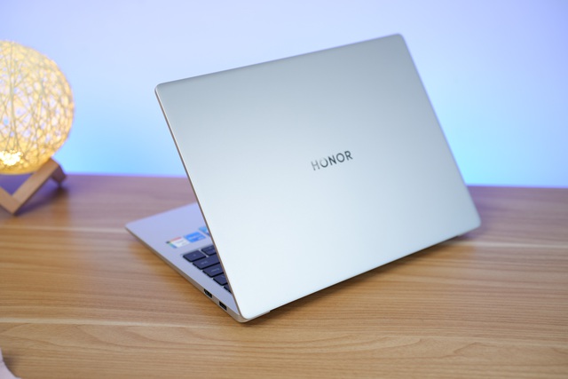 Honor MagicBook 14 ra mắt: Thiết kế giống MacBook, chip Ryzen 6000/Intel Gen 12, giá từ 18 triệu đồng - Ảnh 1.