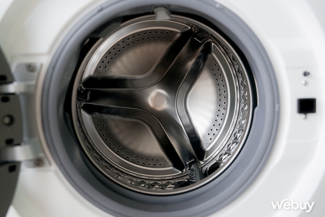 Tầm 10 triệu đã có máy giặt tích hợp AI: Tự tính nước giặt, xả, diệt khuẩn bằng hơi nước và điều khiển qua Wifi - Ảnh 9.