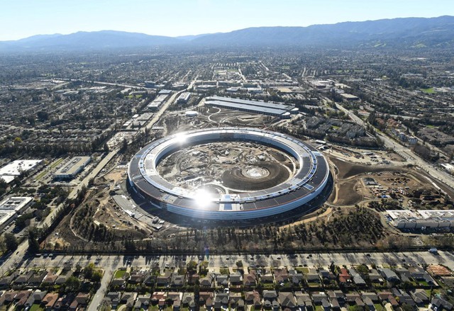 CNN: Năm 2022 kéo Thung lũng Silicon 'chạm đất' - Ảnh 1.