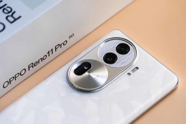 OPPO Reno11 Pro ra mắt: Snapdragon 8+ Gen 1, sạc 100W, camera 50MP, giá 11,9 triệu đồng- Ảnh 4.