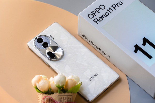 OPPO Reno11 Pro ra mắt: Snapdragon 8+ Gen 1, sạc 100W, camera 50MP, giá 11,9 triệu đồng- Ảnh 3.