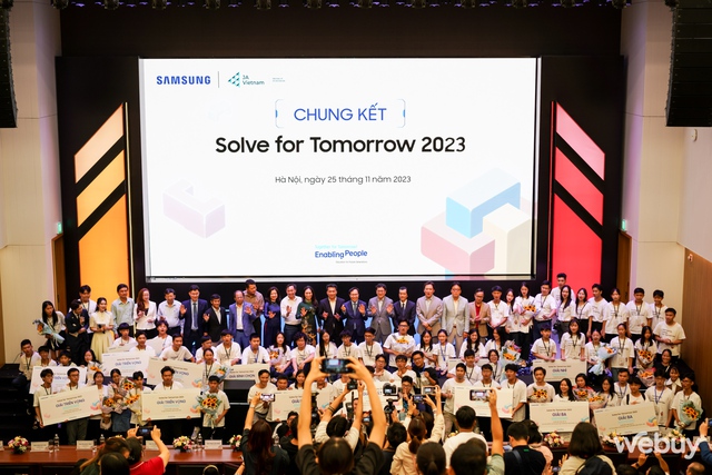 Những khoảnh khắc đáng nhớ tại Chung kết Solve for Tomorrow 2023- Ảnh 1.