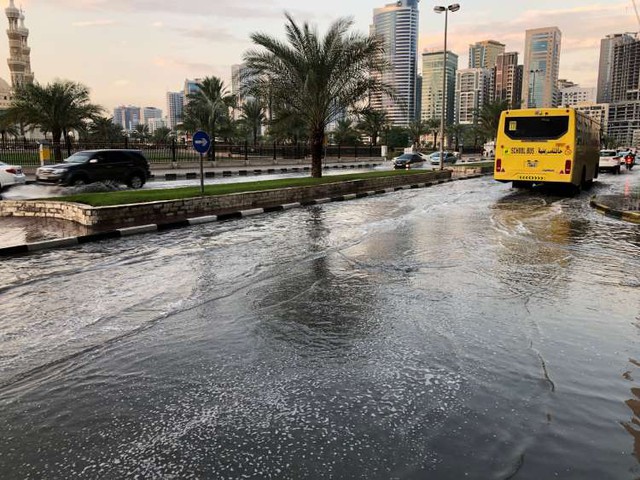 Dubai tạo ra mưa nhân tạo như thế nào?- Ảnh 4.