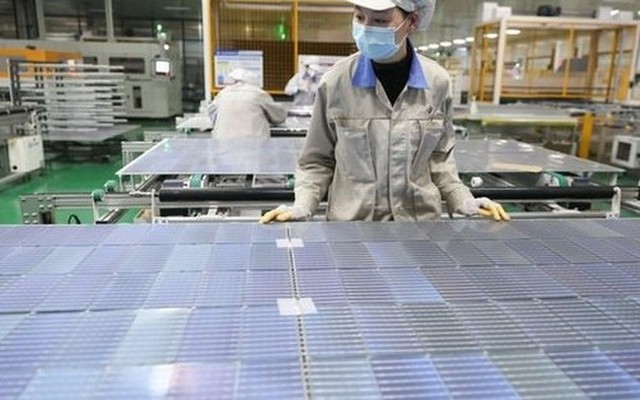Trung Quốc ra đòn, tham vọng năng lượng mặt trời của Mỹ gặp &quot;hòn đá tảng&quot; - Ảnh 1.