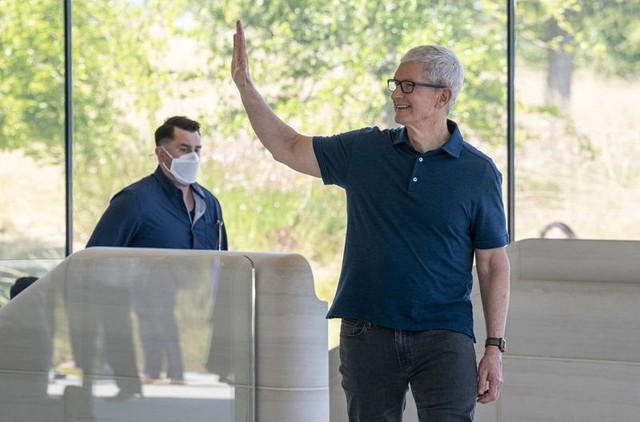 Cơn đau đầu của Apple: 11 Phó chủ tịch đồng loạt nghỉ việc, có người gắn bó trên 15 năm cũng 'dứt áo ra đi' - Ảnh 1.