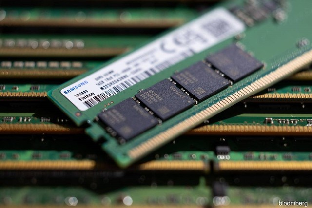 samsung-chip-9874220230407092539bloomberg-1682565707276-1682565707394113152944.jpg