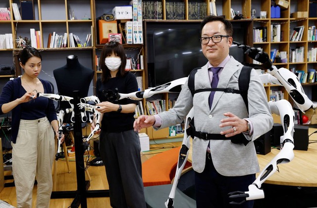 Nhà nghiên cứu Nhật Bản phát triển tay robot để “mở khóa sáng tạo”, fan Người Nhện háo hức chờ thời - Ảnh 3.