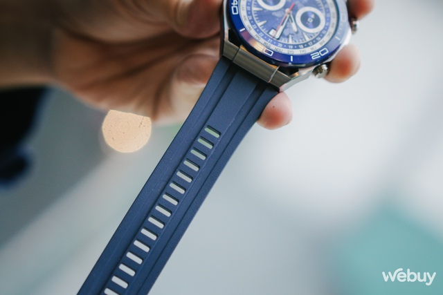 Trải nghiệm Huawei Watch Ultimate: Smartwatch giá 20 triệu của các sếp- Ảnh 7.