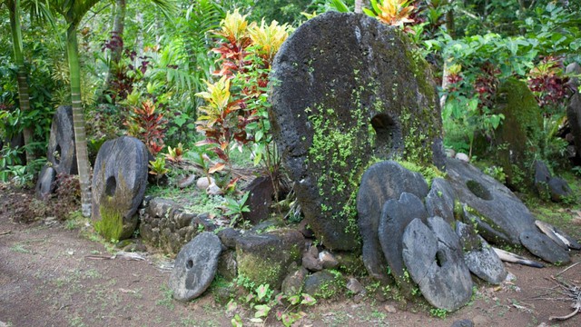 Đảo Yap: Hòn đảo nhỏ bé sử dụng những tảng đá khổng lồ làm tiền tệ- Ảnh 3.