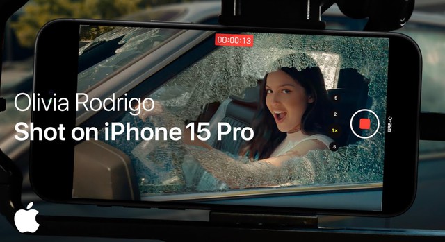 Phỏng vấn đạo diễn MV "Đừng làm nó phức tạp" của tlinh quay bằng iPhone 15 Pro: Ít phụ kiện và nút bấm giúp ta thoả thích sáng tạo hơn- Ảnh 1.