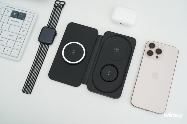 Phụ kiện không dây 3 trong 1 cho người dùng "hệ Táo": Sạc được cùng lúc cả iPhone, AirPods và Apple Watch, thiết kế gấp cực gọn, giá dưới 1 triệu đồng- Ảnh 17.