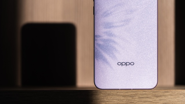 Trên tay OPPO Reno13 Pro sắp ra mắt tại Việt Nam: Thiết kế mới quá đẹp, chống nước IP69, camera chụp đẹp kèm pin 5.800mAh- Ảnh 12.