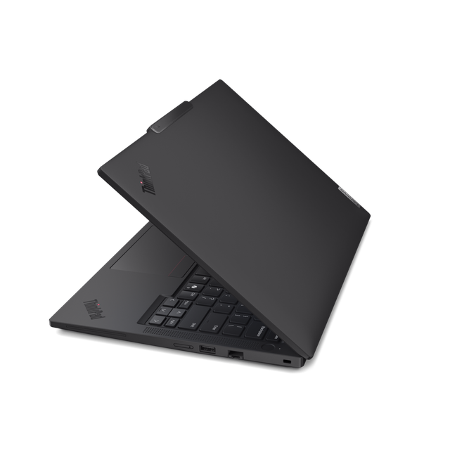 Giữa rừng laptop với RAM hàn chết, Lenovo quay trở về thiết kế dễ nâng cấp trên loạt ThinkPad mới- Ảnh 2.